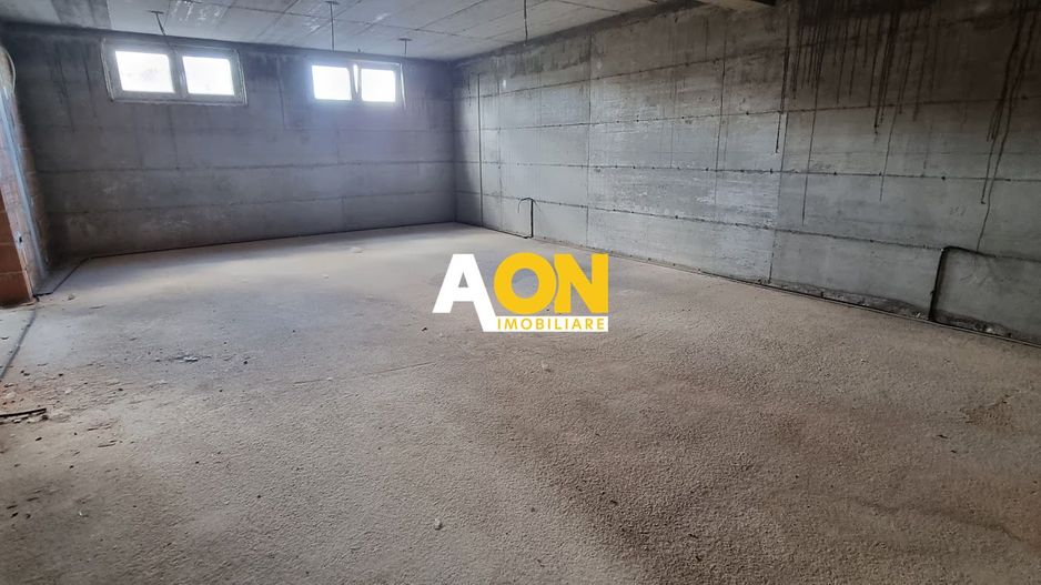 Vila la rosu, zona Schit - Poză 5