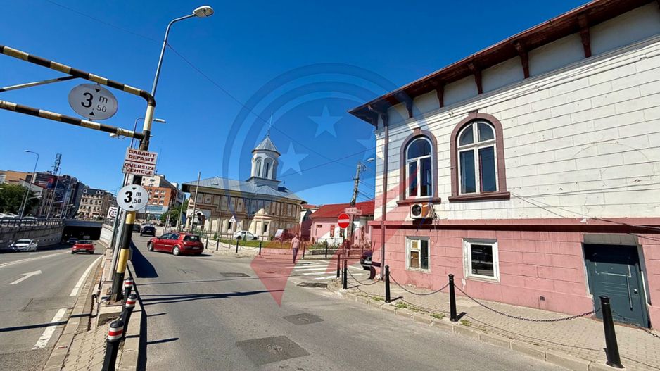 Casa de vanzare-vis-a-vis de Casa Studenților/Craiova - Poză 3