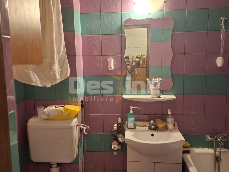 APARTAMENT 2 CAMERE SEMIDECOMANDAT - Poză 8