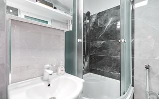 Garsonieră decomandată - Complet renovată -  Parter – Prundu - Poză 7