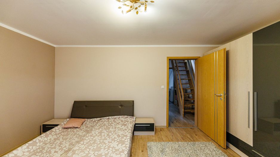 Casă primitoare și cochetă în Dumbrăvița – langa pădure și lac | Com 0 - Poză 16