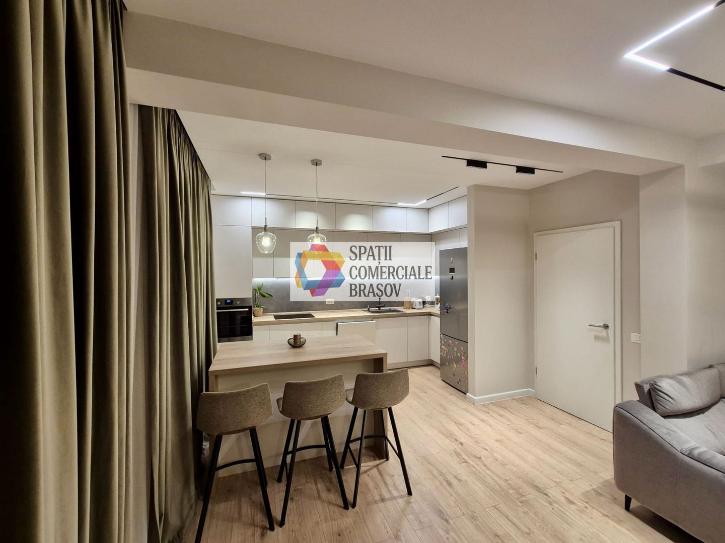 Casă 5 camere de vânzare Brasov - zona Tractorul - 118 mp - plus-imo.ro - Poză 4