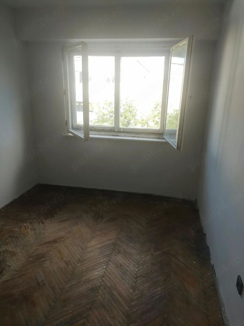 BRASADAS vinde ap 4 cam etaj 4/4 Micro 16. - Poză 2