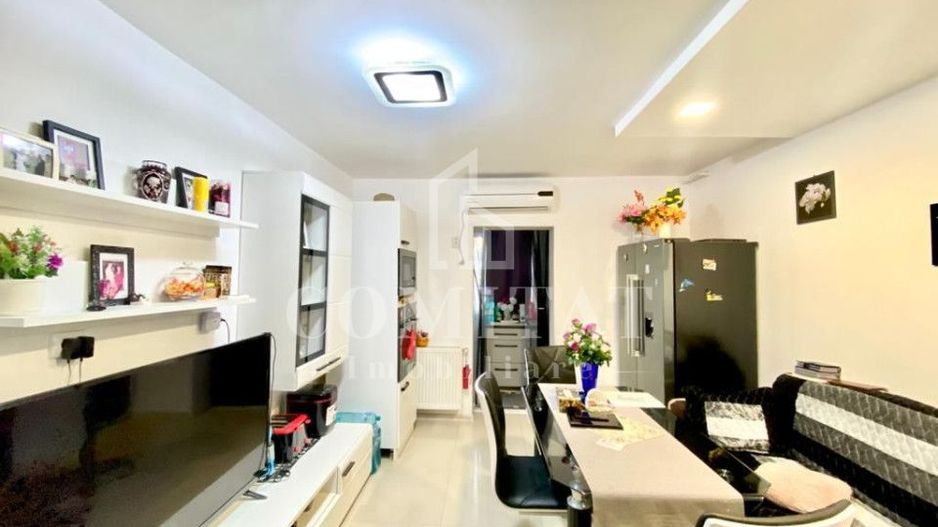 Apartament 2 camere | zona The Office - Poză 2