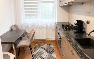 Apartament cu 2 camere de vânzare – Iernut, Piata 1 Decembrie - Poză 3
