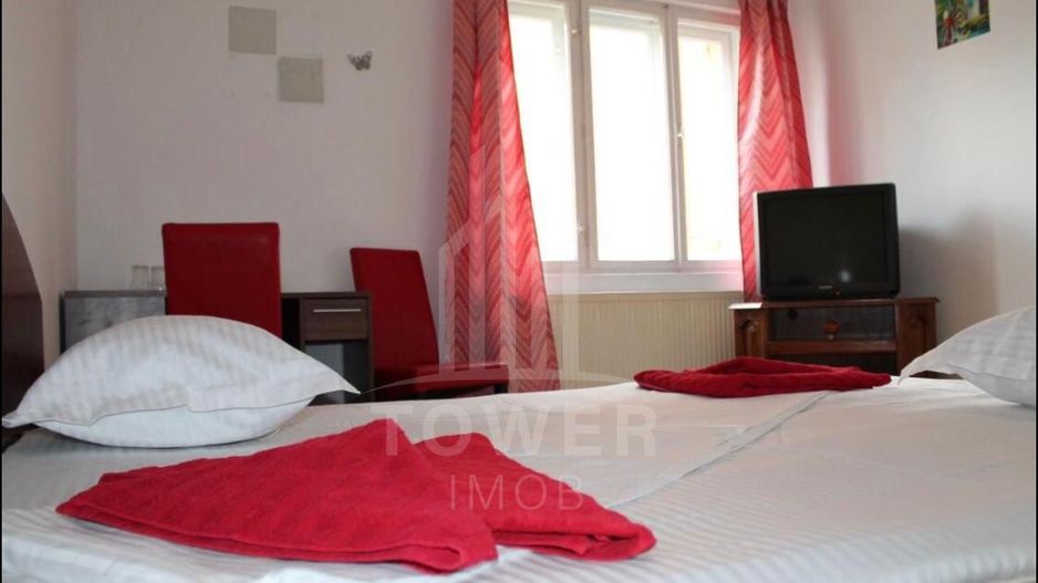 Casa single P+ E , in cartierul Strand - pretabila pentru pensiune sau locuinta - Poză 5