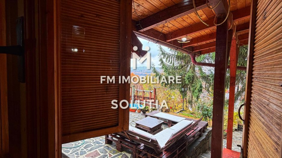 Casă de  vânzare cu vedere panoramică - Poză 11