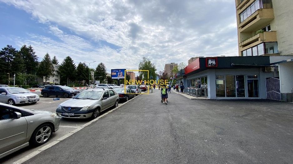 Spatiu comercial de inchiriat la parter in zona Astra - Poză 4