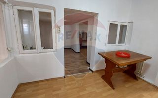 Vanzare Casa cu curte individuala, Colentina, 4 camere, garaj - Poză 16