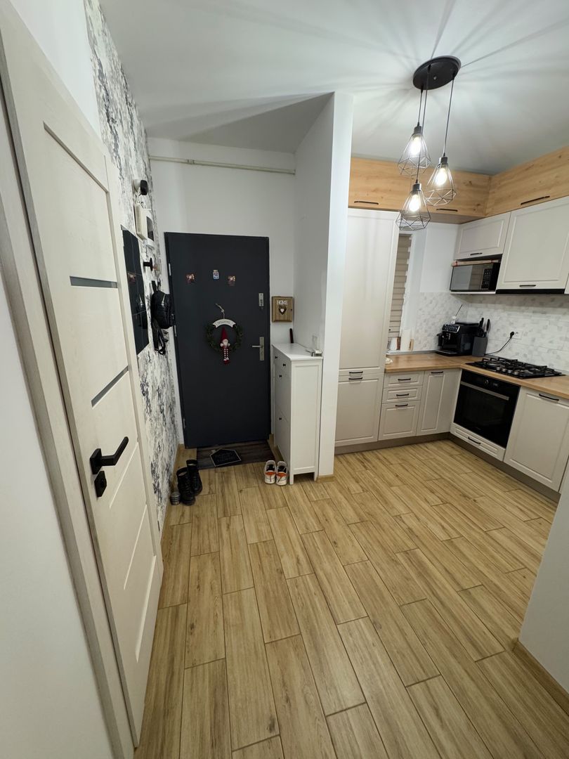Giroc-Planetelor | Casa insiruita | 3 camere | Statie auto - Poză 4