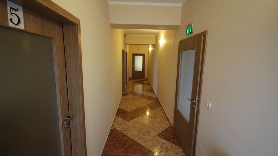 Vila  destinatie camin batrani - Poză 30