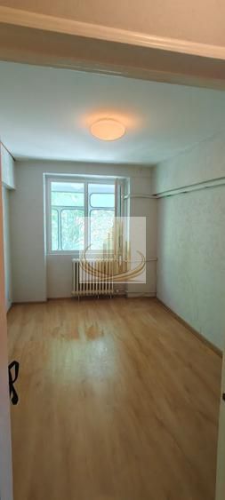 Vanzare apartament 3 camere decomandat Tineretului - Poză 9