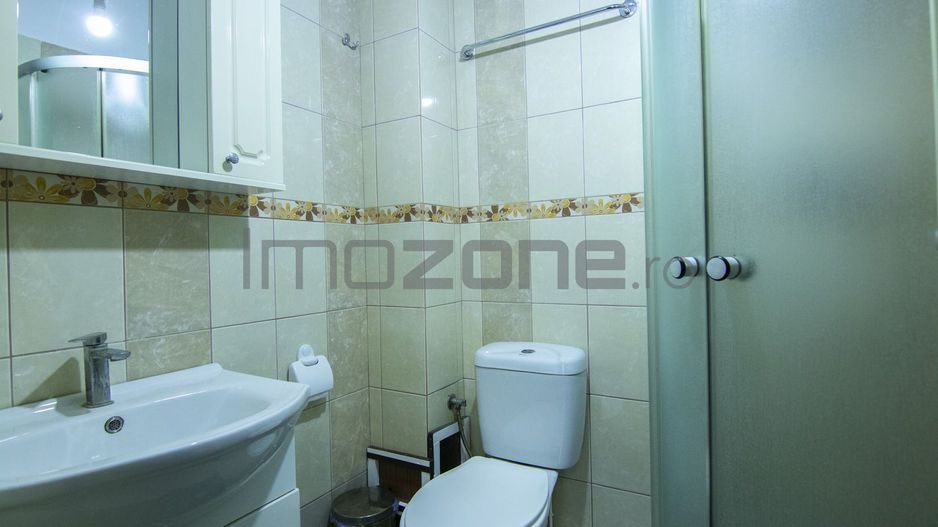 Casă / Vilă, 5 camere, teren 690 Mp., Prelungirea Ghencea - Maracineni - Poză 40