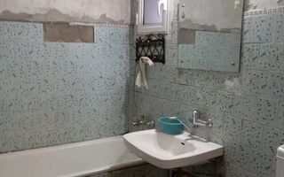 Apartament cu două camere în zona Rahova - Poză 4