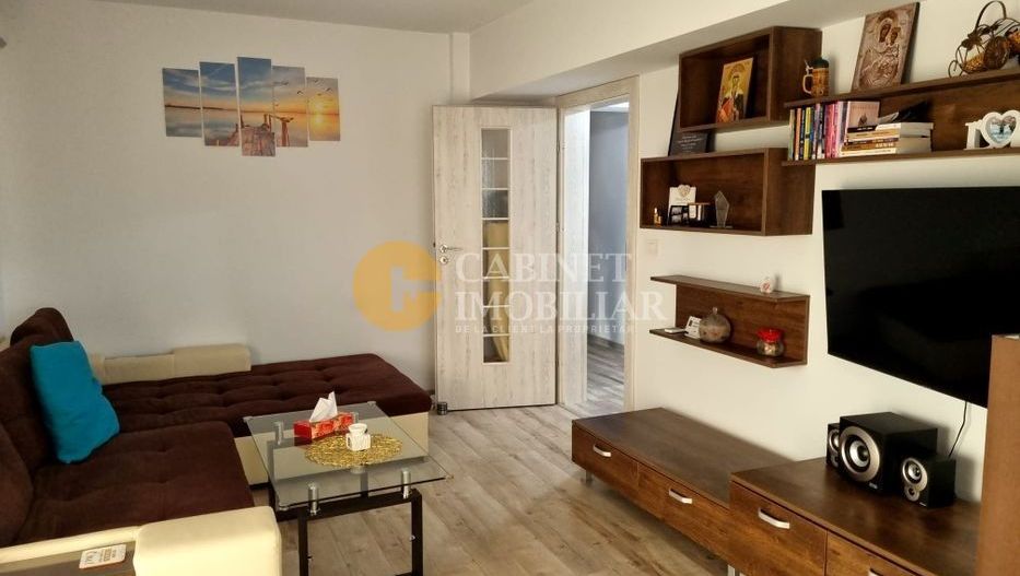 APARTAMENT DE VINZARE 2 CAMERE COPOU - Poză 5