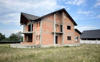 Casa Cartier Andrasesti - la rosu - Poză 2