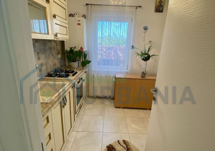 Penthouse cu 2 terase și vedere panoramică, parcare inclusă, complet mobilat – Bucium, Iași - Poză 3