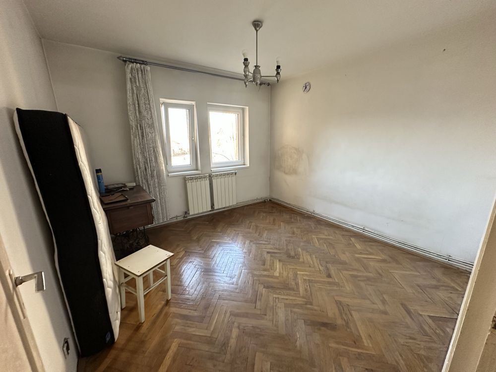 BRASADAS vinde ap 5 cam CARAMIDA etaj 1 zona Lic. ECONOMIC. - Poză 3