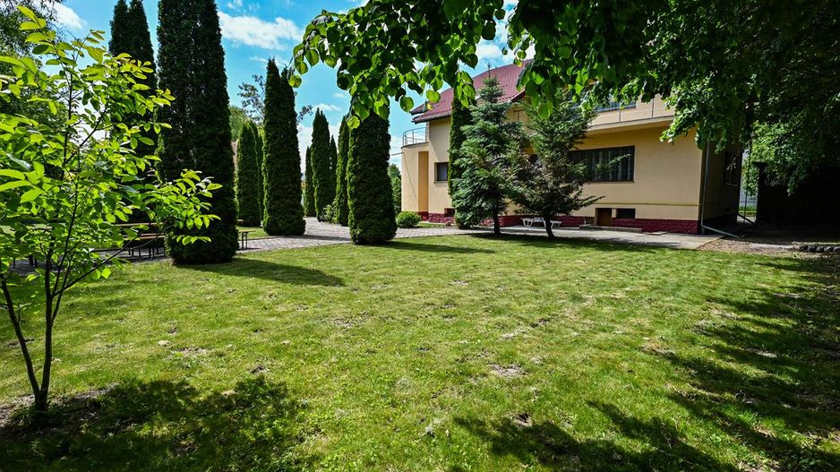 Vila cu 1.500 mp teren, gradina amenajata, linistita zonare,  Halchiu, Brasov - Poză 27