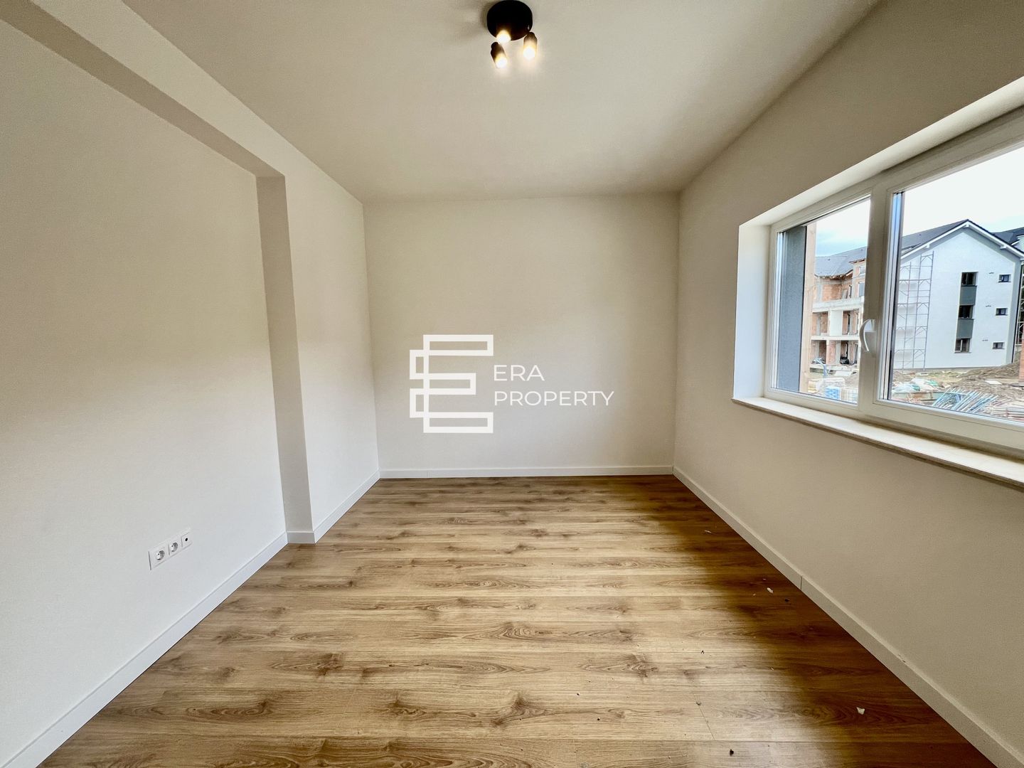Apartament 3 camere/71 mp, /LA CHEIE /zona Industriala Vest - Poză 7