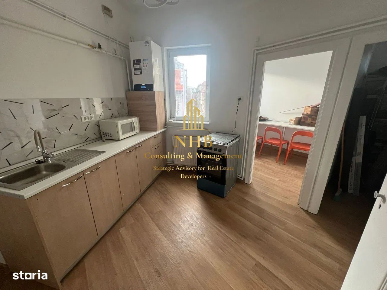 Spatiu Birou 4 camere -  CENTRALA PROPRIE-PIATA VICTORIEI - Poză 3