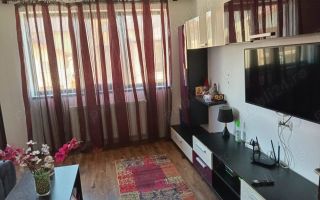 De vanzare apartament 3 camere + loc parcare, Cartierul Latin - Poză 2