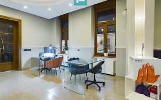 Post manichiură în salon Ultracentral - Poză 4