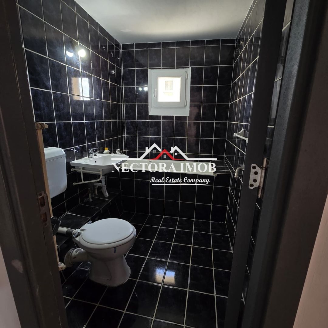 NECTORA IMOB-Apartament 3 camere, 2 bai, 3 balcoane, Zona Velenta,65mp - Poză 11