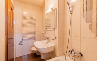 Apartament 2camere B-dul Garii vis-a-vis de Sala Sporturilor - Poză 14