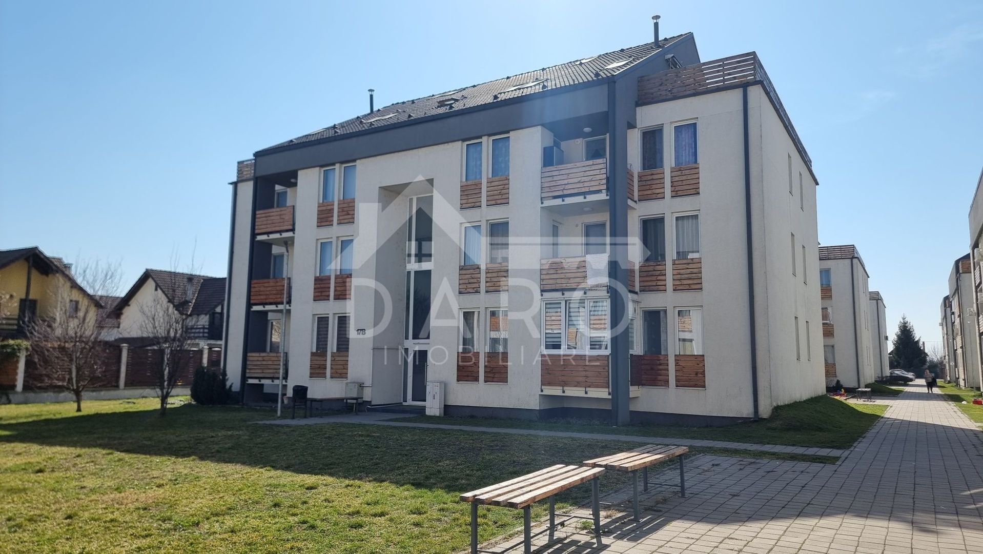 Vând apartament in AMMA Residence, cu loc parcare!!! - Poză 1