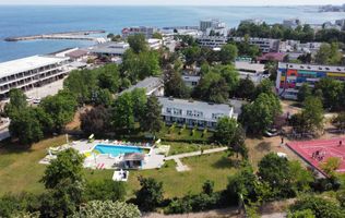 Oportunitate investitie- complex hotelier langa mare | Venus