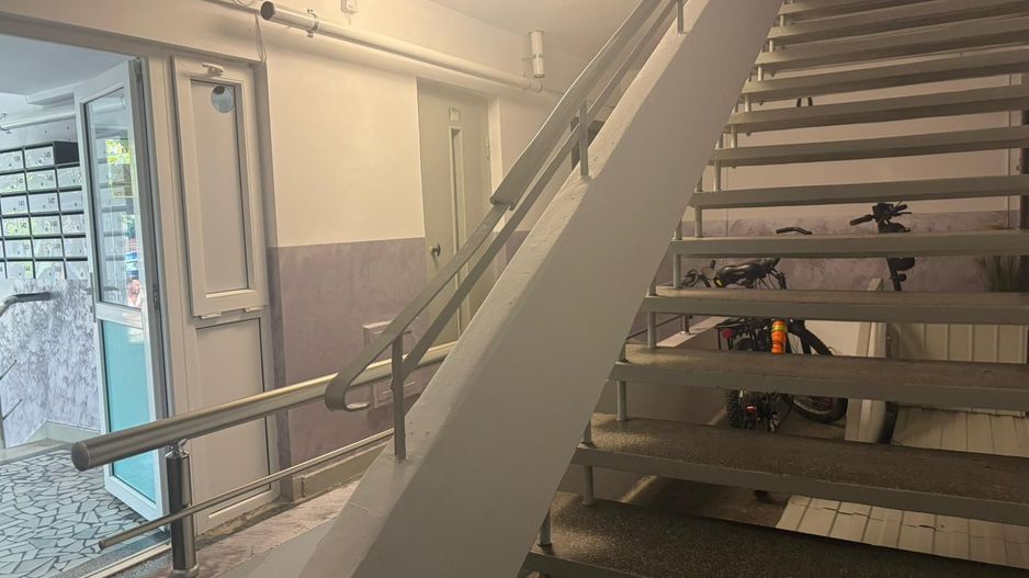 Apartament renovat cu doua camere semidecomandat, piata Domenii - Poză 11