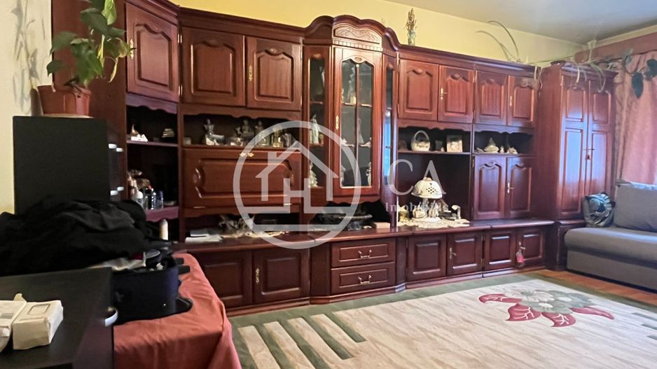 Apartament cu 3 camere de vânzare în zona Calea Aradului/Ramada,Oradea - Poză 2