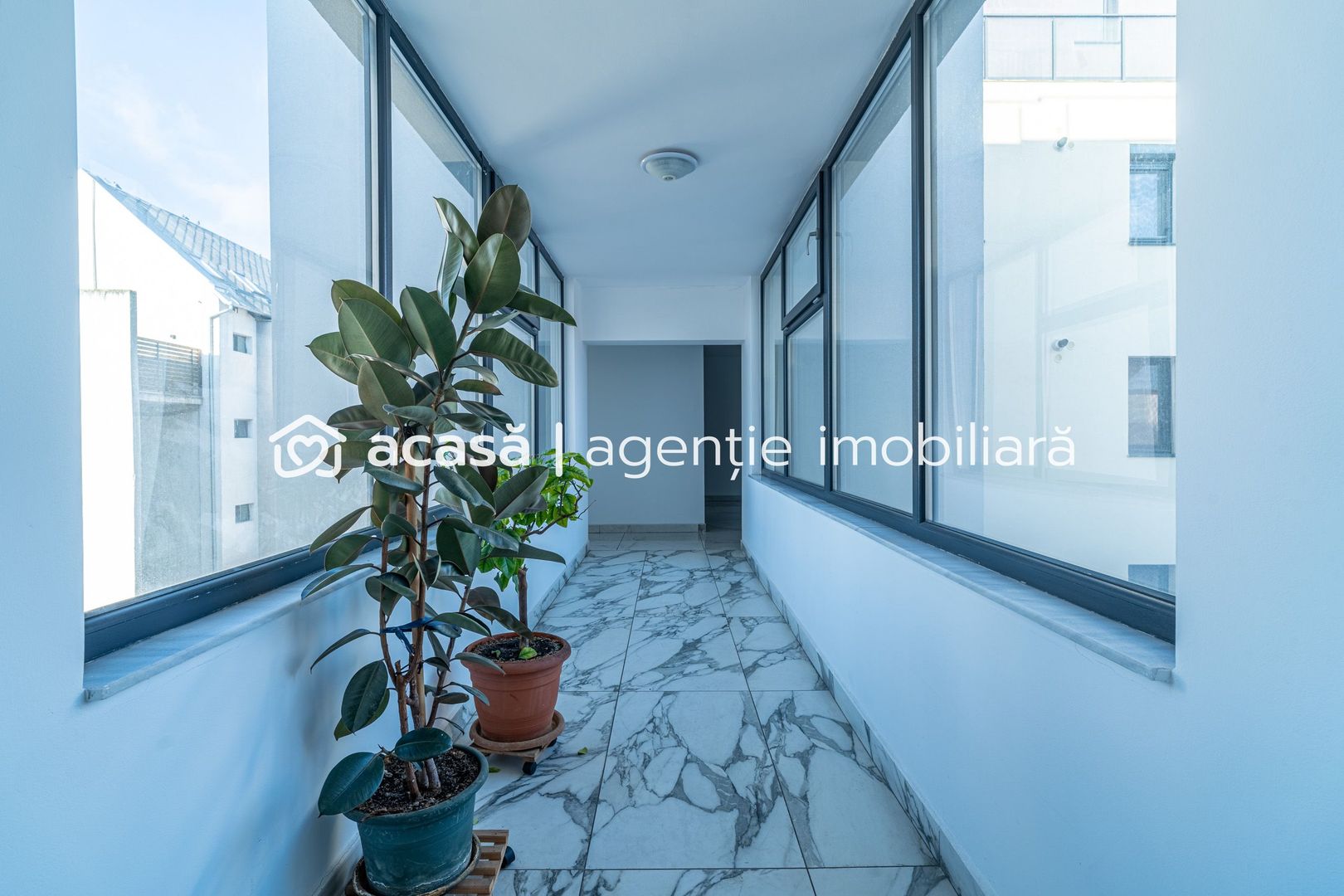 Apartament amenajat complet, ideal pentru familie sau investiție. - Poză 11