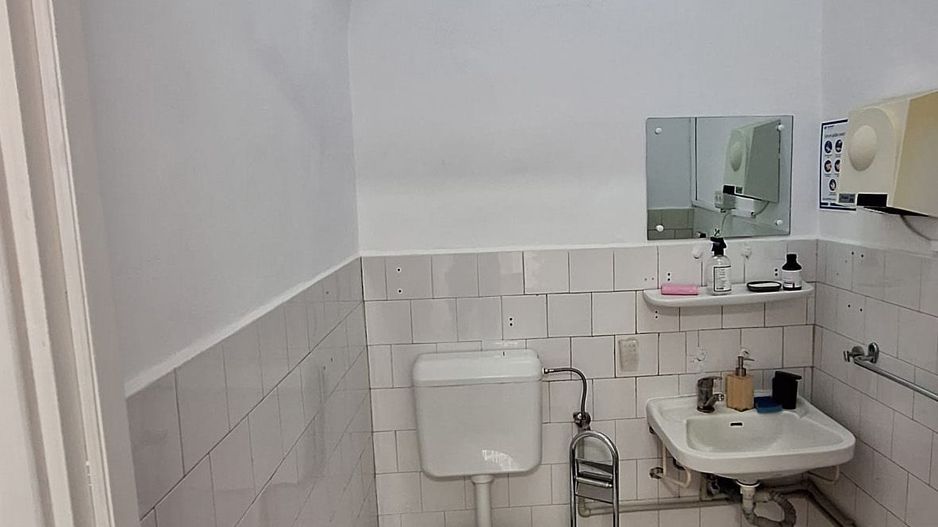 Spațiu ultracentral de vânzare în Arad | 87 mp utili - Poză 6