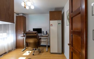 Casă/Vilă modernă de vânzare la intrare în Bogdan Vodă, județul Bacău. - Poză 8