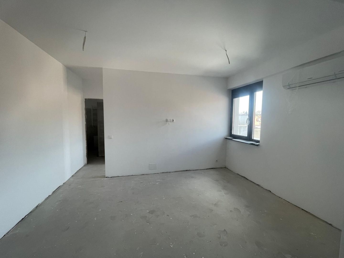 Oază urbană lângă Parcul Brătianu–apartament modern cu terasă spațiosa - Poză 5