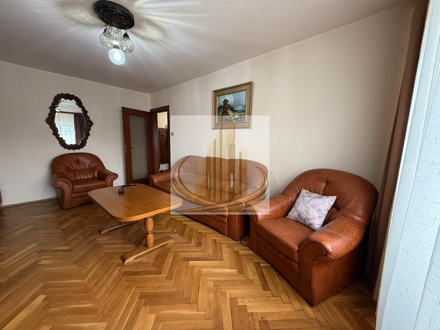🏡 Apartament 3 Camere | Decomandat | 2 Băi | Parter | Zonă Excelentă - Poză 1