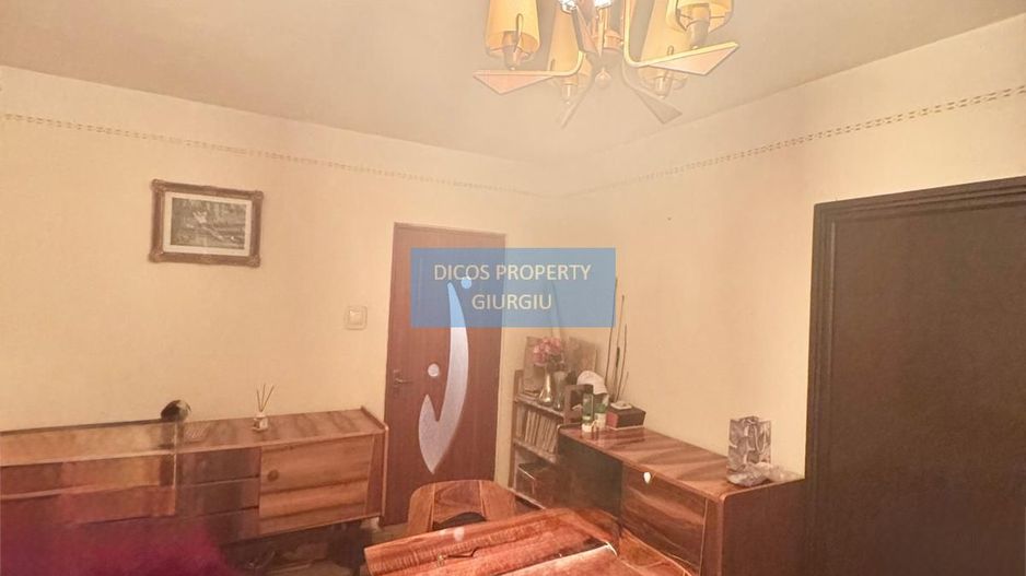 Apartament 2 camere, central, parter – Giurgiu - Poză 3