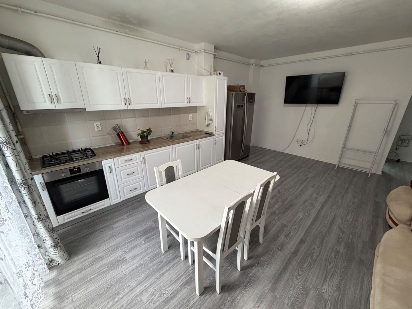 Apartament 3 camere de inchiriat - zona Arex - Poză 4