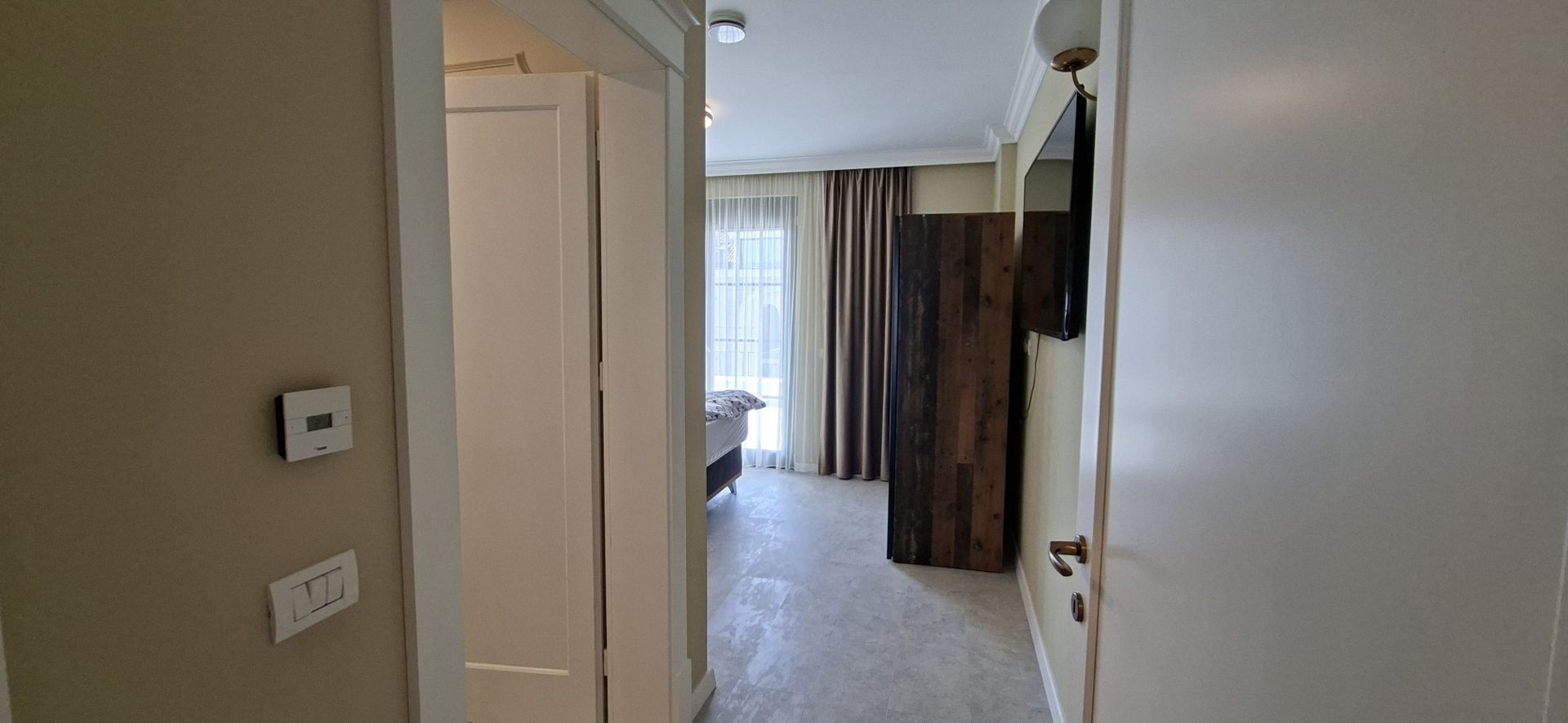 Vila spatioasa cu piscina - Dumbravita/Padurea Verde - Poză 24