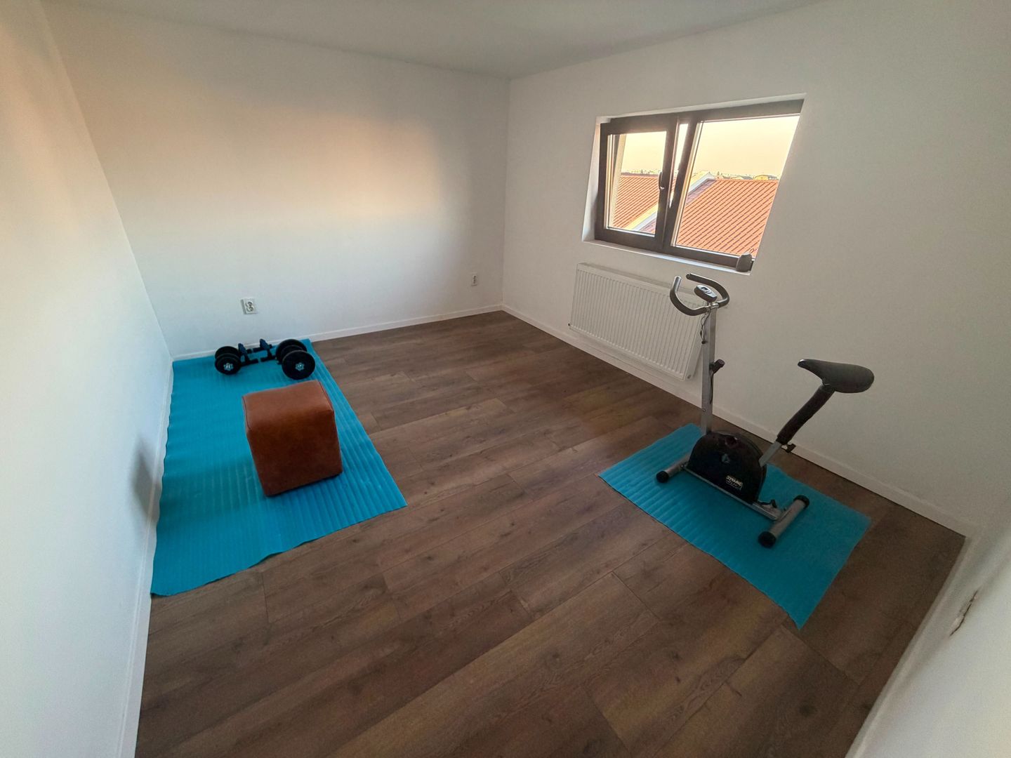CASA INSIRUITA  - PISCINA, TOATE UTILITATILE, MOBILATA, COMISION 0% - Poză 10