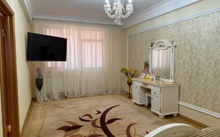 Casă exclusivistă în zonă premium – eleganță, confort și intimitate - Poză 6