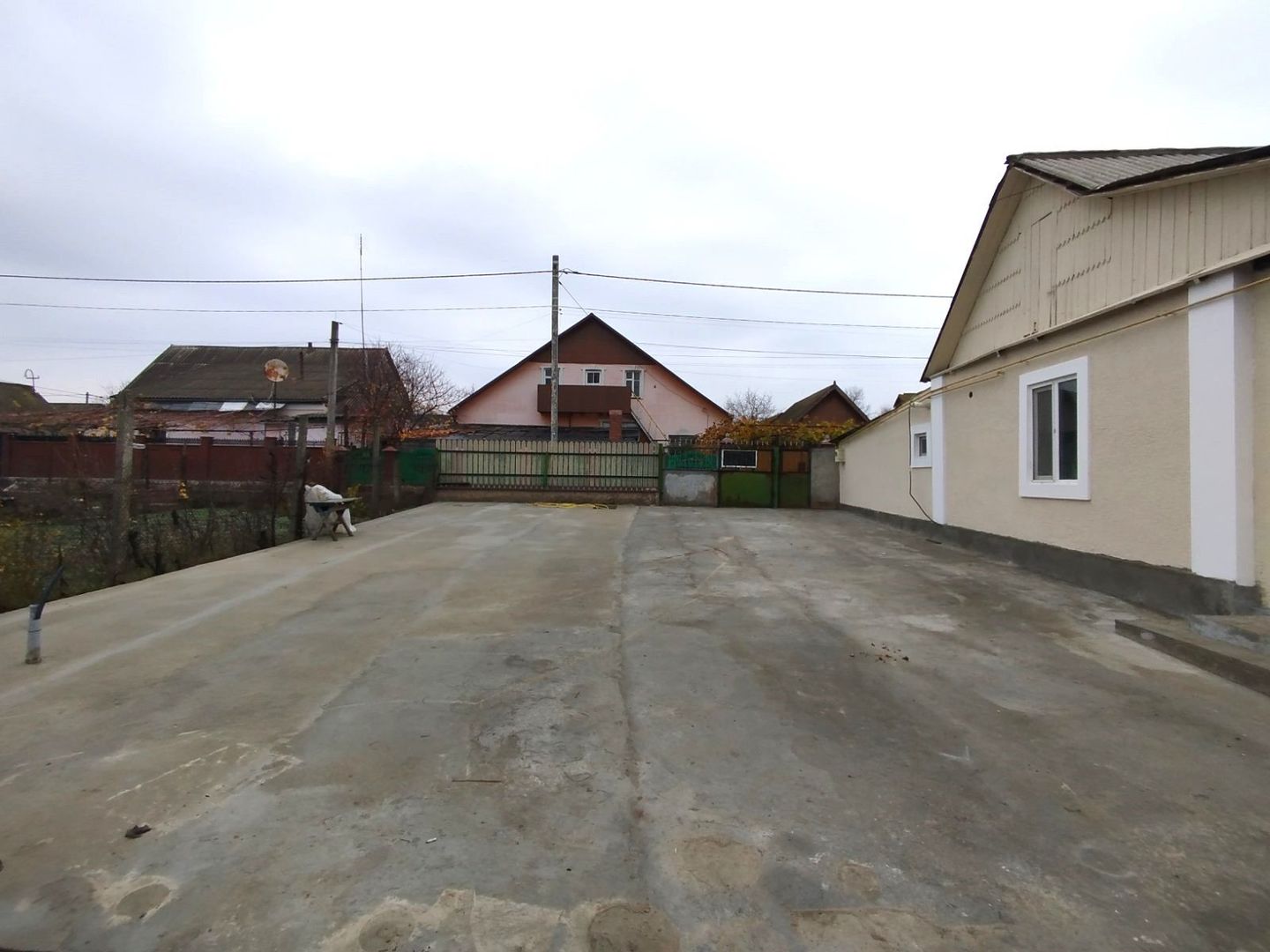 Casă de vânzare – 3 camere, teren generos 18 ari – Bulboaca, Anenii Noi - Poză 5