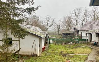 Casă din cărămidă | Teren 2000 mp|Anexe tradiționale | Bojt - Poză 6