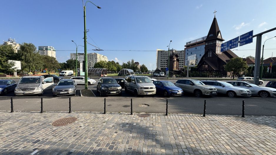 Spațiu comercial 493 mp utili | Locație centrală | Vizibilitate excelentă | - Poză 9