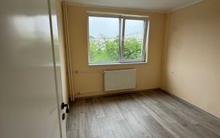 Apartament 3 camere Titan Ozana Metrou 1 Decembrie - complet renovat - Poză 7