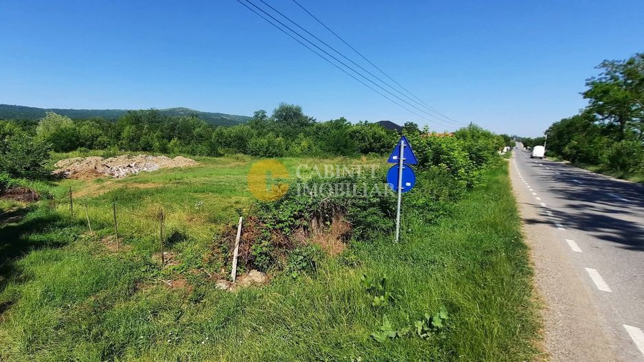 🏡Teren intravilan 900 mp - Voinesti,la strada principală 🏡 - Poză 5