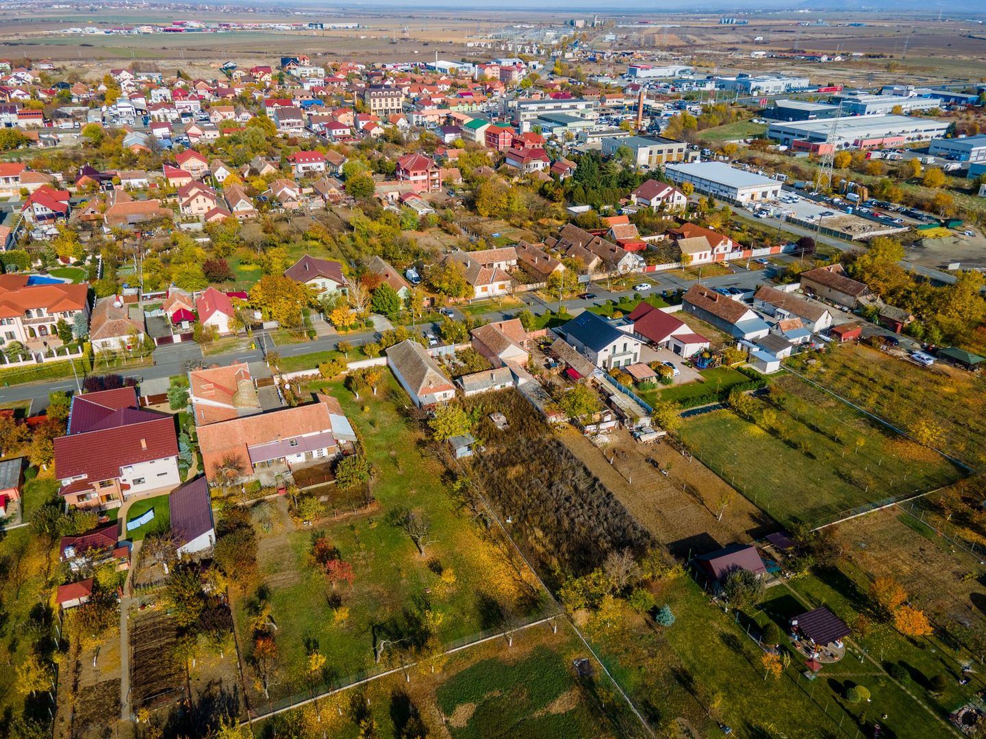 Teren intravilan 1461 mp - Poză 2