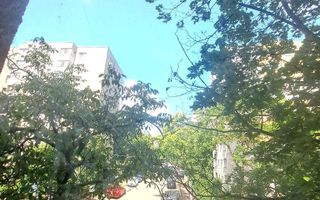 Vanzare apartament 3 camere Titan, 5 min. metrou 1 Decembrie, etaj 1/8 - Poză 8